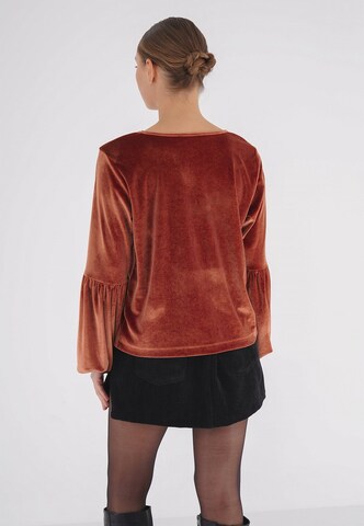 FRESHLIONS Shirt 'Viveka' in Red