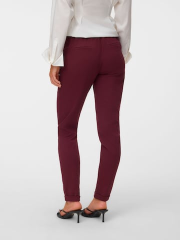 regular Pantaloni 'VMMaya' di VERO MODA in rosso