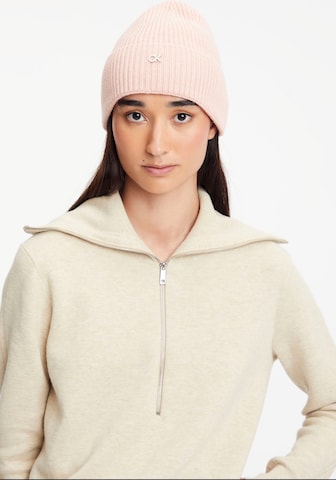 Calvin Klein Beanie in Pink: front