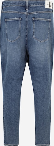 Calvin Klein Jeans Curve تقليدي جينز 'Mom' بلون أزرق