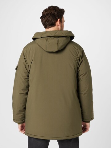 Parka invernale di BURTON MENSWEAR LONDON in verde