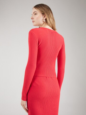 VERO MODA - Pullover 'LUCKY' em vermelho