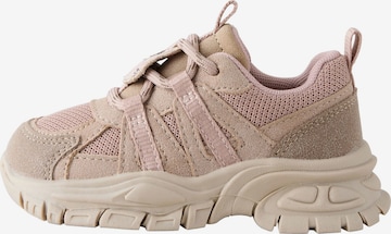 Next Tennarit värissä ruskea: etupuoli