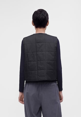 Vestă 'LHOTSE' de la THE NORTH FACE pe negru