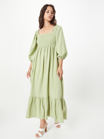 Nasty Gal Dress in Green: front