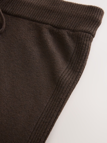 Loosefit Pantaloni di Next in marrone