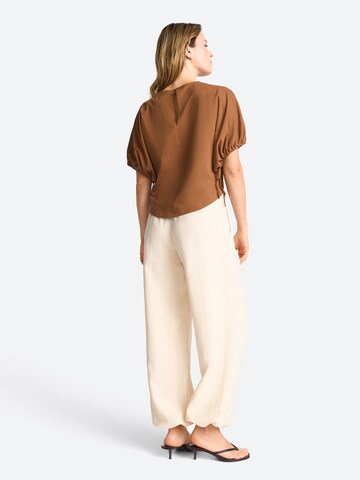 Regular Pantalon Rich & Royal en blanc