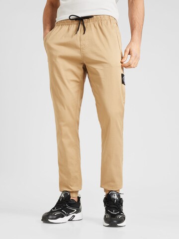Calvin Klein Jeans Tapered Hose in Beige: Vorderseite