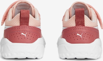 PUMA Sneaker in Pink