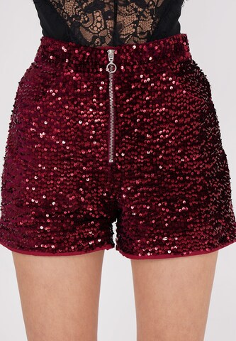 FRESHLIONS Regular Shorts 'Yara' in Rot