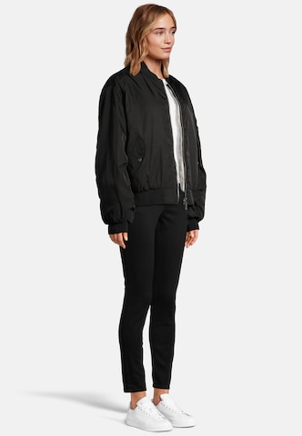 RINO & PELLE Between-Season Jacket in Black