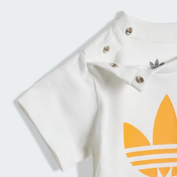 ADIDAS ORIGINALS Set in Orange