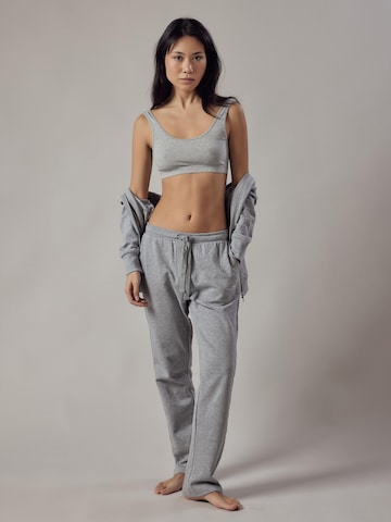 regular Pantaloni 'Dritti' di OWN Off With Nature in grigio
