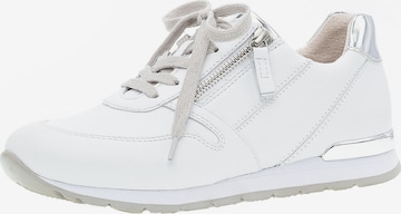 GABOR Sneakers laag in Wit: voorkant