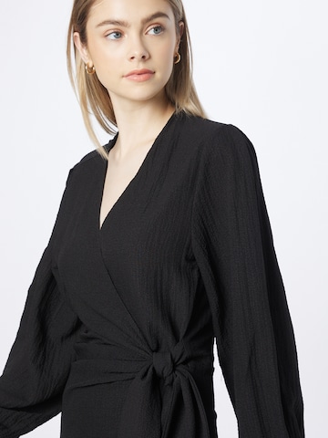 Neo Noir Φόρεμα 'Onassis' σε μαύρο