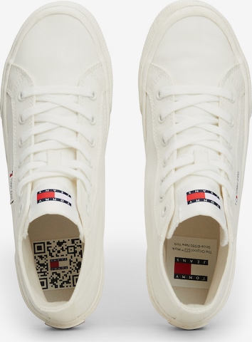 Sneaker înalt de la Tommy Jeans pe bej