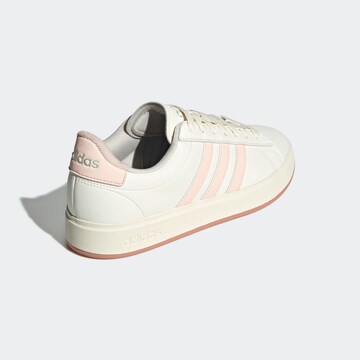 ADIDAS SPORTSWEAR Sneakers i hvit