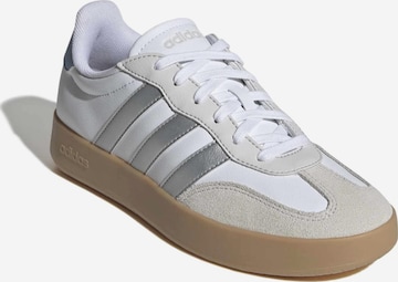 ADIDAS SPORTSWEAR Sneaker low 'BARREDA' i hvid: forside
