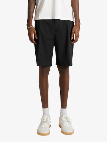 regular Pantaloni chino di SSEINSE in nero: frontale