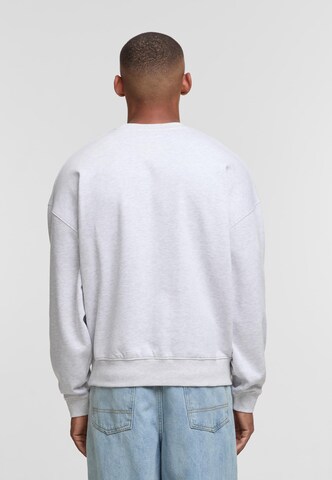Sweat-shirt DEF en gris