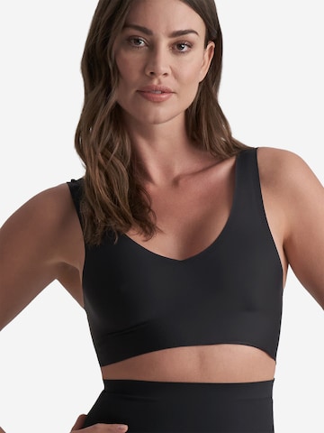 Bye Bra Shapingtop in Zwart: voorkant