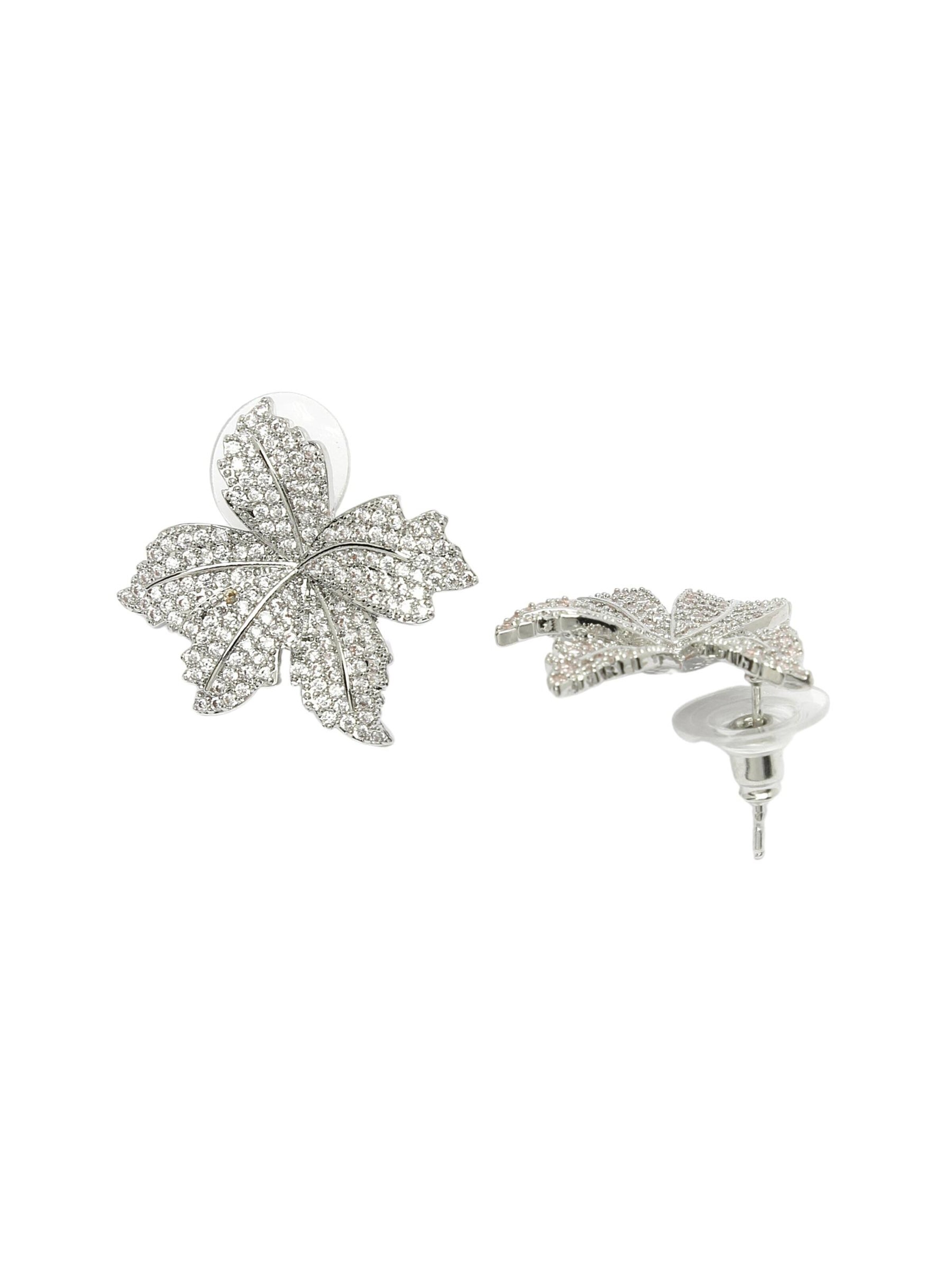 Boucles d'oreilles 'Denisala' AVANT-GARDE PARIS en argent