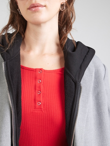 PIECES Shirt 'PCKITTE' in Rot