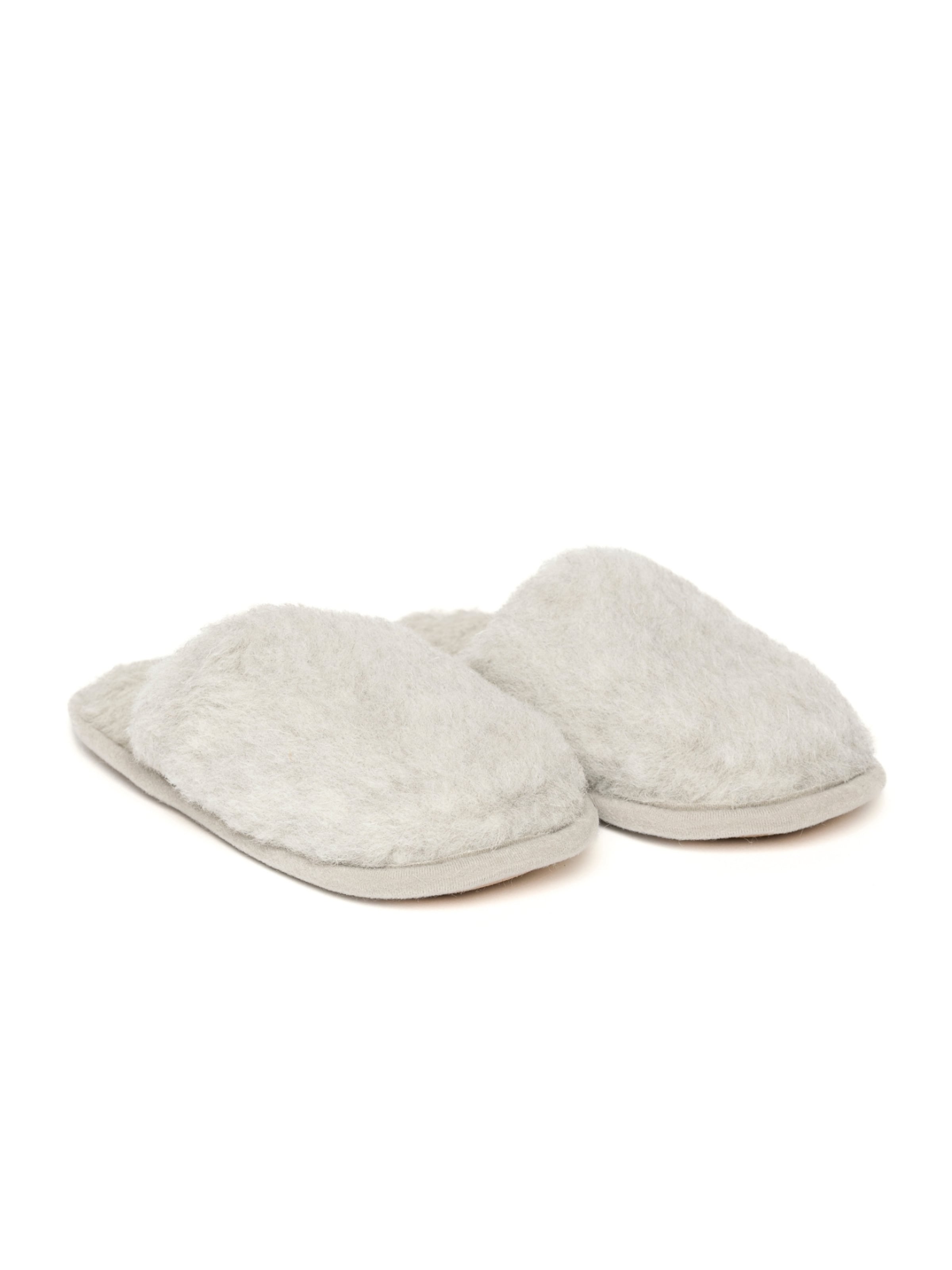 Gottstein Slippers 'Curly Alpaca Curly Alpaca' in Grey