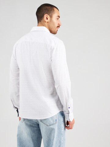 Coupe regular Chemise s.Oliver en blanc