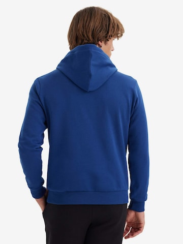 WESTMARK LONDON Sweatshirt 'SIGNATURE' i blå