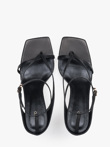 Estro Sandal '5721' in Black