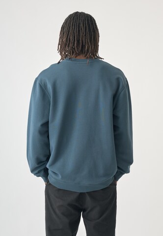 Cleptomanicx Sweatshirt in Blau