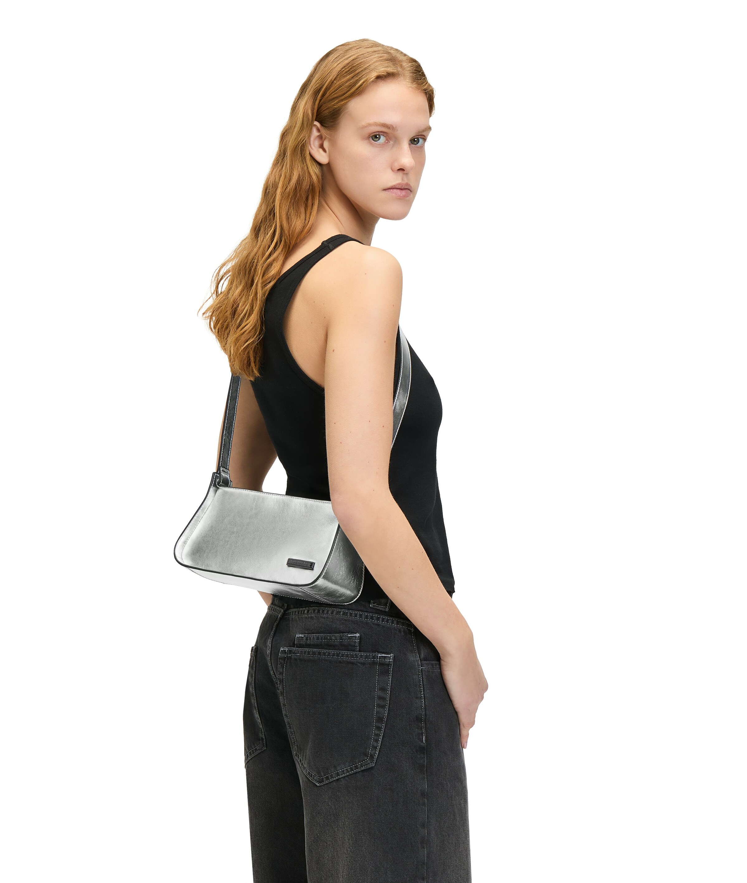 Liebeskind Berlin Olkalaukku 'Franzis' värissä hopea