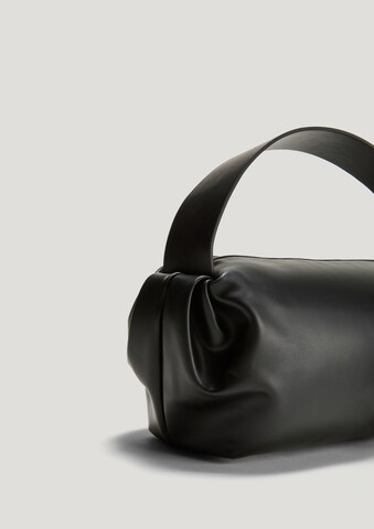 s.Oliver Shoulder Bag in Black