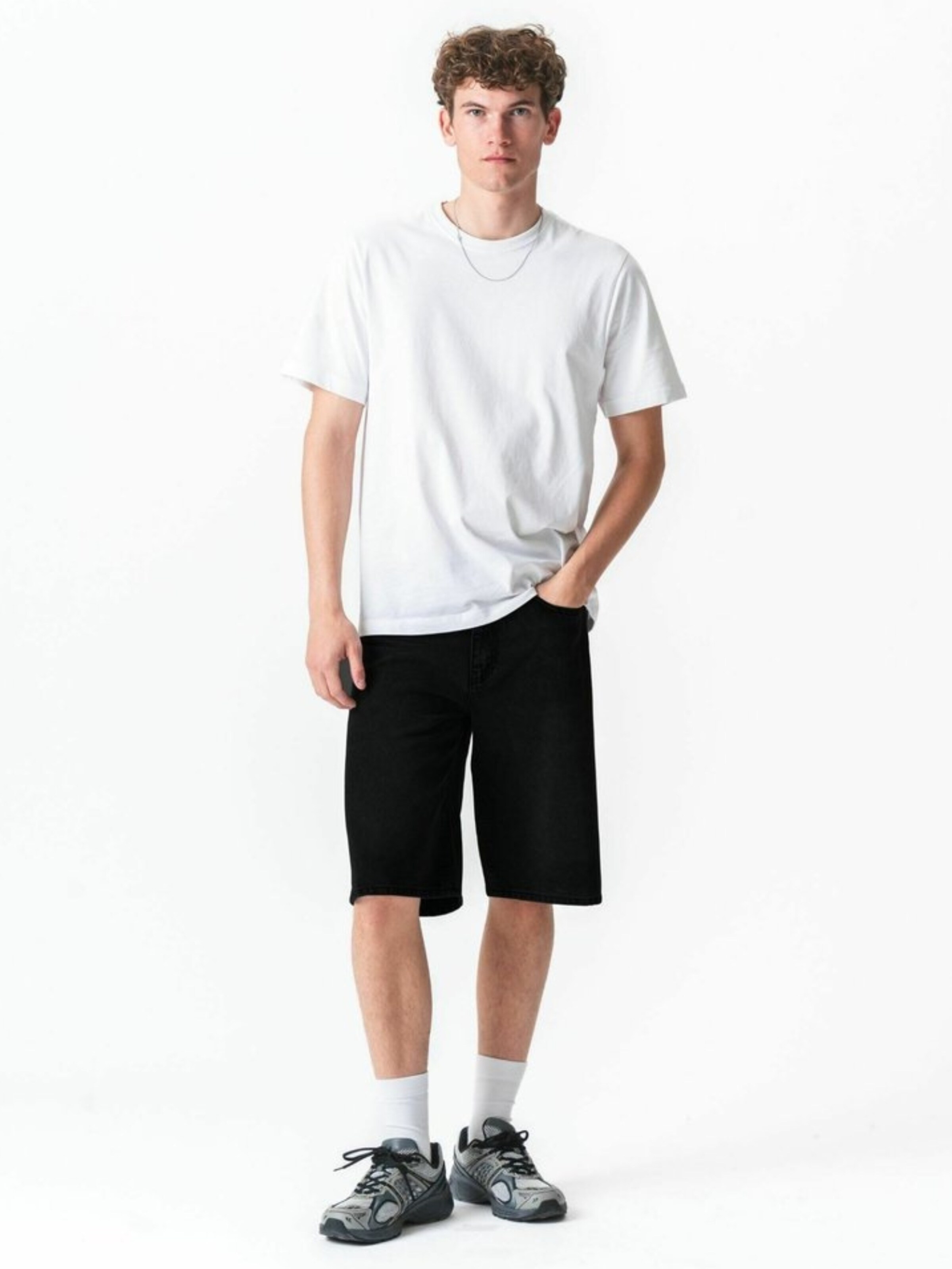 TEESHOPPEN regular Bukser ' Denim shorts ' i sort