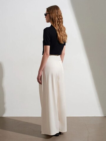 Dilvin Wide leg Pants in Beige