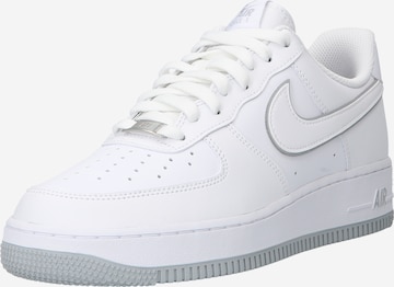 Nike Sportswear Rövid szárú sportcipők 'AIR FORCE 1 07' - fehér: elől