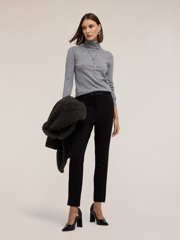 Pullover di MOTIVI in grigio