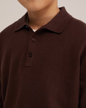 Tricou de la WE Fashion pe maro
