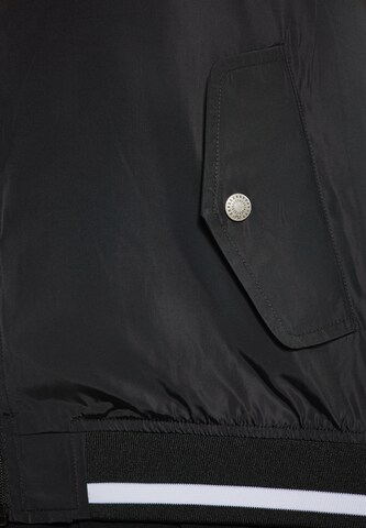 myMo ATHLSR Between-Season Jacket in Black