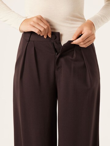 CALZEDONIA Wide Leg Hose in Braun