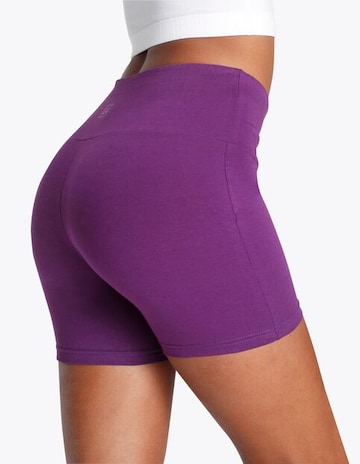 LASCANA Skinny Sportbroek in Lila