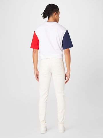 Coupe slim Pantalon chino 'SCANTON' Tommy Jeans en blanc