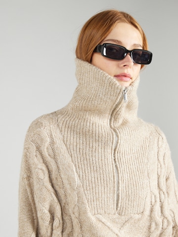 Gina Tricot Sweater in Beige