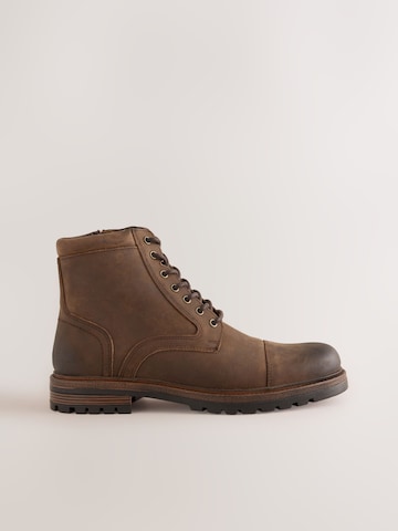 Next - Botas con cordones en marrón