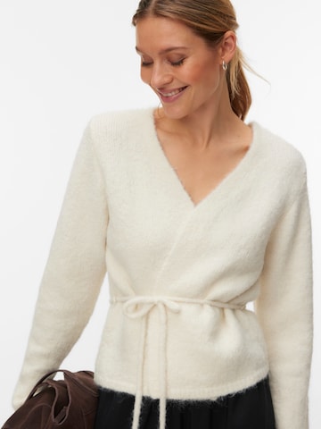 VERO MODA Kardigan 'CORA' w kolorze beżowy