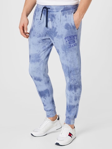 Tommy Jeans Tapered Broek in Blauw: voorkant