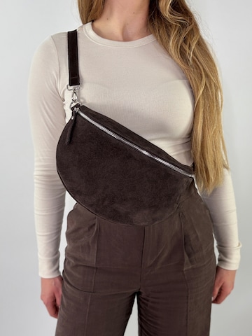 lePelou Fanny Pack 'VALENTINA large' in Brown