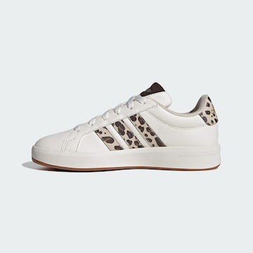 ADIDAS SPORTSWEAR Sneaker 'Grand Court 3.0' in Weiß