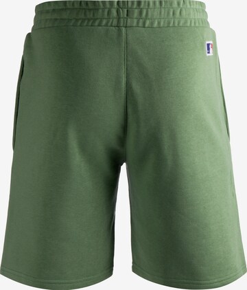 regular Pantaloni sportivi di NEW ERA in verde